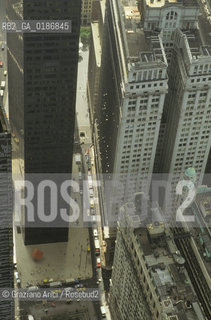( STATI UNITI DAMERICA - USA  ) NEW YORK CITY : LA CITTA VISTA DA UN GRATTACIELO   - © 1986 Graziano Arici/Rosebud2 / GEO