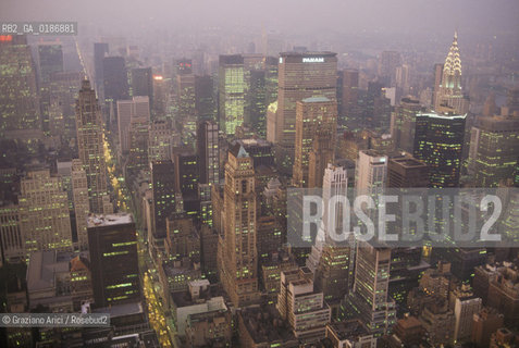 ( STATI UNITI DAMERICA - USA  ) NEW YORK CITY : LA CITTA VISTA DA UN GRATTACIELO   - © 1986 Graziano Arici/Rosebud2 / GEO