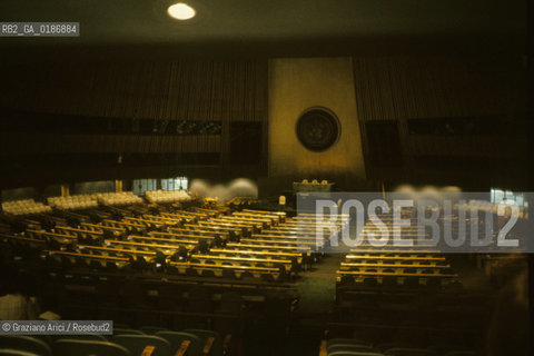 ( STATI UNITI DAMERICA - USA  ) NEW YORK CITY : LA SALA DELLE ASSEMBLEE ALLE NAZIONI UNITE ( ONU )    - © 1986 Graziano Arici/Rosebud2 / GEO