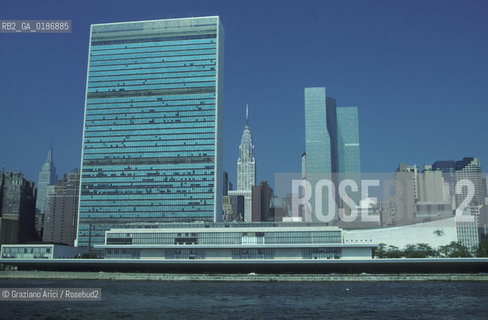 ( STATI UNITI DAMERICA - USA  ) NEW YORK CITY :IL GRATTACIELO DELLE NAZIONI UNITE ( ONU )    - © 1986 Graziano Arici/Rosebud2 / GEO