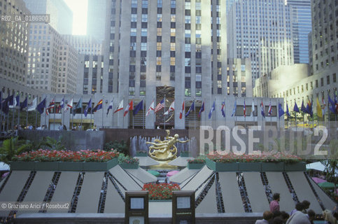 ( STATI UNITI DAMERICA - USA  ) NEW YORK CITY :IL ROCKEFELLER CENTER    - © 1986 Graziano Arici/Rosebud2 / GEO