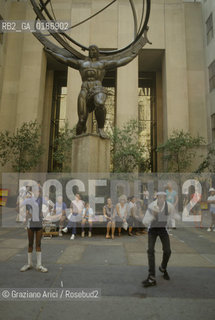 ( STATI UNITI DAMERICA - USA  ) NEW YORK CITY :IL ROCKEFELLER CENTER    - © 1986 Graziano Arici/Rosebud2 / GEO