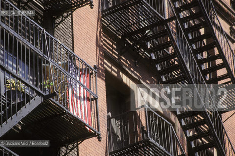 ( STATI UNITI DAMERICA - USA  ) NEW YORK CITY : UNA CASA DI SOHO    - © 1986 Graziano Arici/Rosebud2 / GEO / SCALA / BANDIERA