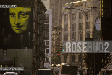 ( STATI UNITI DAMERICA - USA  ) NEW YORK CITY : UNA STRADA DI SOHO    - © 1986 Graziano Arici/Rosebud2 / GEO