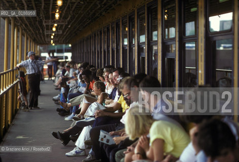 ( STATI UNITI DAMERICA - USA  ) NEW YORK CITY : IL FERRY PER STATEN ISLAND    - © 1986 Graziano Arici/Rosebud2 / GEO