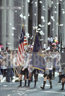 ( STATI UNITI DAMERICA - USA  ) NEW YORK CITY :  PARADE  SU BROADWAY PER FESTEGGIARE LE MEDAGLIE DORO DELLOLIMPIADE 1984 - © 1984 Graziano Arici/Rosebud2 / GEO