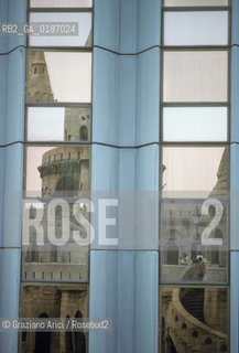 ( UNGHERIA  ) BUDAPEST : ,LHOTEL HILTON E IL BASTIONE DEI PESCATORI   © 2000 Graziano Arici/Rosebud2 / GEO