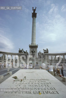 ( UNGHERIA  ) BUDAPEST : MONUMENTO AL MILLENNIO  © 2000 Graziano Arici/Rosebud2 / GEO
