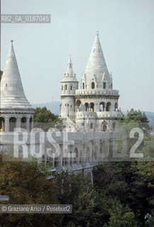 ( UNGHERIA  ) BUDAPEST : BUDA IL BASTIONE DEI PESCATORI  © 2000 Graziano Arici/Rosebud2 / GEO