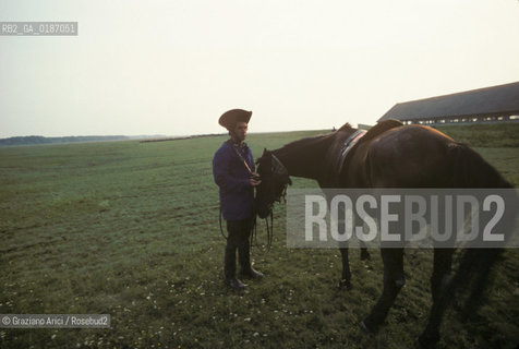 ( UNGHERIA  ) LA PUSZTA DI HORTOBAGY  ALLEVATORE CAVALIERE © 2000 Graziano Arici/Rosebud2 / GEO