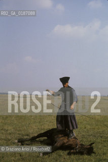 ( UNGHERIA  ) LA PUSZTA DI HORTOBAGY  ALLEVATORE CAVALIERE © 2000 Graziano Arici/Rosebud2 / GEO