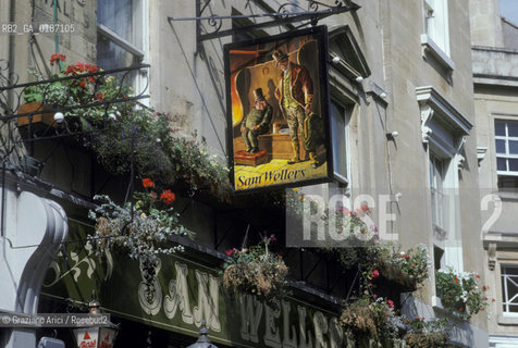 ( GRAN BRETAGNA  ) BATH :UN PUB  © 1990 Graziano Arici/Rosebud2 / GEO / AVON / INSEGNA
