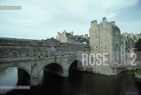 ( GRAN BRETAGNA  ) BATH : IL PONTE PULTENEY BRIDGE SUL FIUME AVON   © 1990 Graziano Arici/Rosebud2 / GEO / AVON