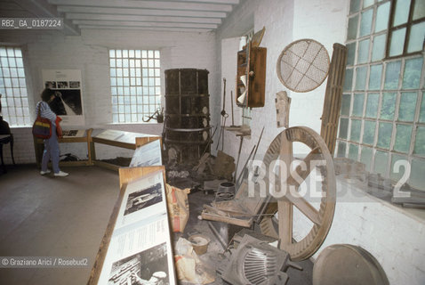 ( GRAN BRETAGNA  )  IRONBRIDGE  : MUSEO SULLA RIVOLUZIONE INDUSTRIALE  © 1990 Graziano Arici/Rosebud2 / GEO / SHROPSHIRE /  ARCHEOLOGIA INDUSTRALE