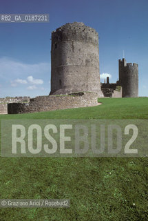 ( GRAN BRETAGNA  )  PEMBROKE  : IL CASTELLO  © 1990 Graziano Arici/Rosebud2 / GEO / GALLES