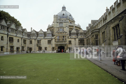 ( GRAN BRETAGNA  )  OXFORD  : IL BRASENOSE COLLEGE    © 1990 Graziano Arici/Rosebud2 / GEO / UNIVERSITA