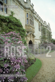 ( GRAN BRETAGNA  )  OXFORD  : IL ST.JONES COLLEGE    © 1990 Graziano Arici/Rosebud2 / GEO / UNIVERSITA