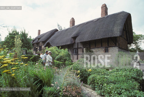 ( GRAN BRETAGNA  )  STRATFORD-UPON-AVON  :  COTTAGE DI ANNE HATAWAY MOGLIE DI SHAKESPEARE     © 1990 Graziano Arici/Rosebud2 / GEO / WARWICKSHIRE / SHAKESPEARE