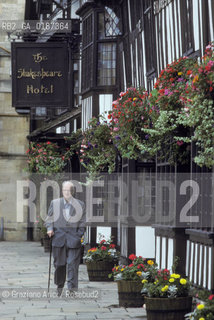 ( GRAN BRETAGNA  )  STRATFORD-UPON-AVON  : UNA STRADA DEL CENTRO  © 1990 Graziano Arici/Rosebud2 / GEO / WARWICKSHIRE / SHAKESPEARE