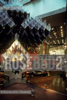 ( GRAN BRETAGNA  )  LONDRA  : IL TEATRO BARBIGAN CENTER   © 1990 Graziano Arici/Rosebud2 / GEO