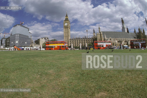 ( GRAN BRETAGNA  )  LONDRA  : IL PARLAMENTO E IL BIG BEN   © 1990 Graziano Arici/Rosebud2 / GEO CAMPANILE