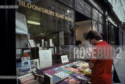 ( GRAN BRETAGNA  )  LONDRA  : LIBRERIA NEL QUARTIERE DI BLOOMSBURY   © 1990 Graziano Arici/Rosebud2 / GEO LIBRO