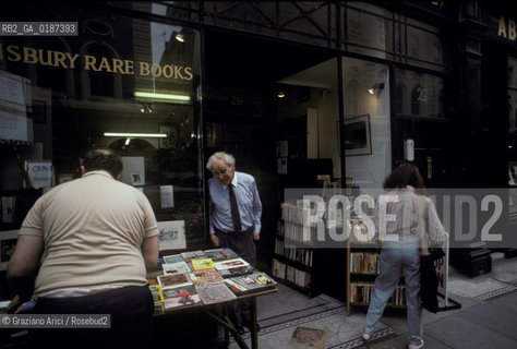 ( GRAN BRETAGNA  )  LONDRA  : LIBRERIA NEL QUARTIERE DI BLOOMSBURY   © 1990 Graziano Arici/Rosebud2 / GEO LIBRO