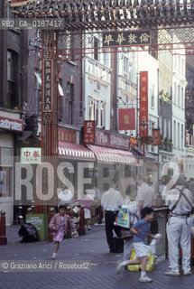 ( GRAN BRETAGNA  )  LONDRA  :  CHINATOWN   © 1990 Graziano Arici/Rosebud2 / GEO