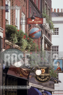 ( GRAN BRETAGNA  )  LONDRA  : IL QUARTIERE DEL COVENT GARDEN   © 1990 Graziano Arici/Rosebud2 / GEO INSEGNA