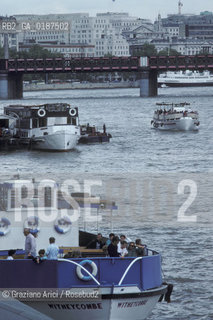 ( GRAN BRETAGNA  )  LONDRA  : IL FIUME TAMIGI  © 1990 Graziano Arici/Rosebud2 / GEO