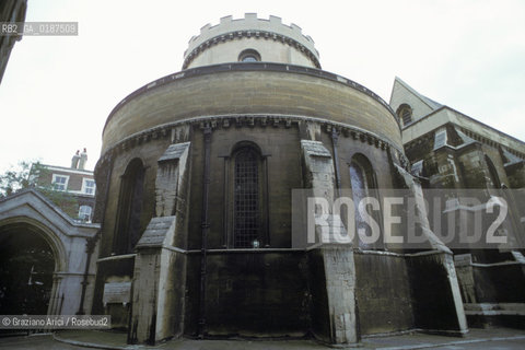 ( GRAN BRETAGNA  )  LONDRA  :LA CAPPELLA THE TEMPLE  © 1990 Graziano Arici/Rosebud2 / GEO TEMPLARI