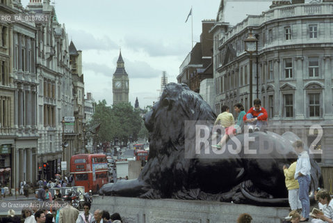 ( GRAN BRETAGNA  )  LONDRA  :LA PIAZZA TRAFALGAR SQUARE  © 1990 Graziano Arici/Rosebud2 / GEO