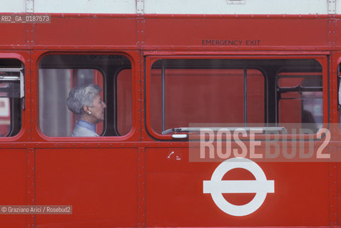 ( GRAN BRETAGNA  )  LONDRA  : AUTOBUS  © 1990 Graziano Arici/Rosebud2 / GEO