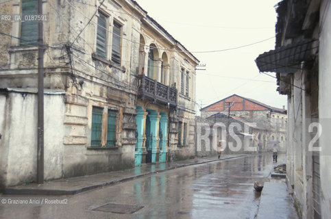 ( ALBANIA  ) SCUTARI : UNA VIA DEL CENTRO  © 2002 Graziano Arici/Rosebud2 / GEO