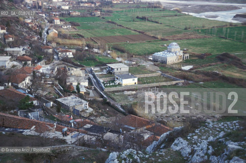 ( ALBANIA  ) SCUTARI : LA CITTA E LA VECCHIA MOSCHEA © 2002 Graziano Arici/Rosebud2 / GEO