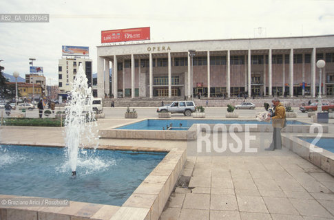 ( ALBANIA  ) TIRANA : PIAZZA SKANDERBERG  © 2002 Graziano Arici/Rosebud2 / GEO
