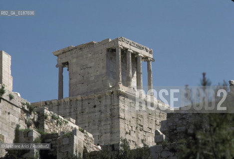 ( GRECIA  ) ATENE : ACROPOLI E TEMPIO DI ATENA NIKE  - © 1990 Graziano Arici/Rosebud2 / GEO / TEMPIO