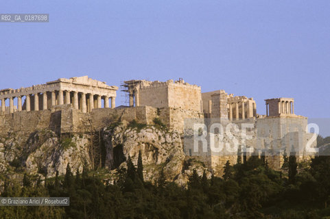 ( GRECIA  ) ATENE : ACROPOLI  - © 1990 Graziano Arici/Rosebud2 / GEO / TEMPIO