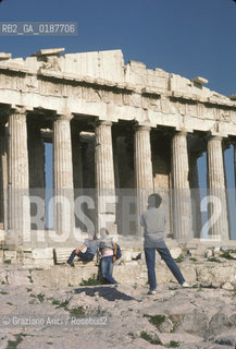 ( GRECIA  ) ATENE : ACROPOLI E PARTENONE  - © 1990 Graziano Arici/Rosebud2 / GEO / TEMPIO DI ATENA