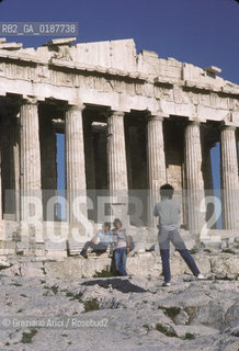 ( GRECIA  ) ATENE : ACROPOLI E PARTENONE  - © 1990 Graziano Arici/Rosebud2 / GEO / TEMPIO DI ATENA / TURISMO
