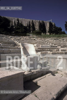 ( GRECIA  ) ATENE : ACROPOLI TEATRO DI DIONISO  - © 1990 Graziano Arici/Rosebud2 / GEO .
