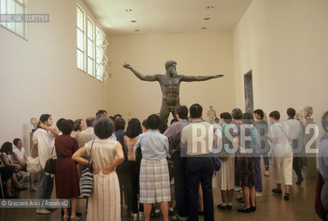( GRECIA  ) ATENE : MUSEO NAZIONALE -  STATUA DI POSEIDONE  - © 1990 Graziano Arici/Rosebud2 / GEO TURISMO