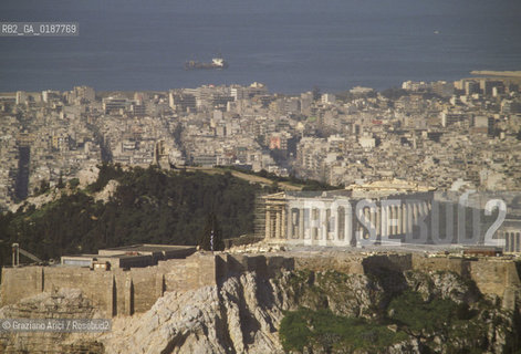 ( GRECIA  ) ATENE : PANORAMA DELLA CITTA CON LACROPOLI  - © 1990 Graziano Arici/Rosebud2 / GEO