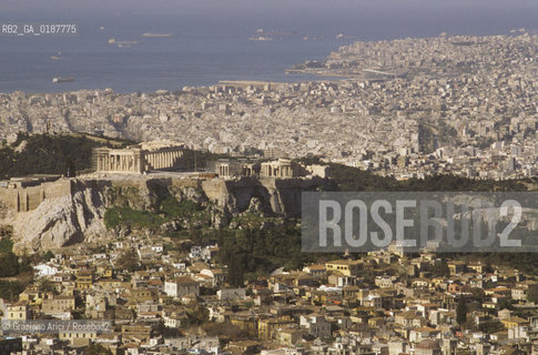 ( GRECIA  ) ATENE : PANORAMA DELLA CITTA CON LACROPOLI  - © 1990 Graziano Arici/Rosebud2 / GEO