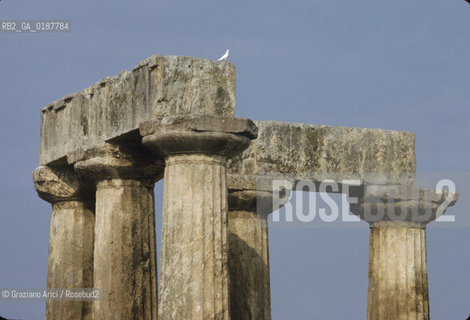 ( GRECIA  ) CORINTO : TEMPIO DI APOLLO  - © 1990 Graziano Arici/Rosebud2 / GEO / PELOPPONESO