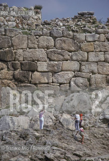 ( GRECIA  ) MICENE : ACROPOLI  - © 1990 Graziano Arici/Rosebud2 / GEO / PELOPPONESO / ARGOLIDE