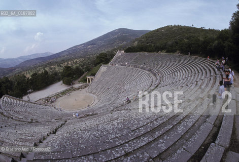 ( GRECIA  ) EPIDAURO : IL TEATRO  - © 1990 Graziano Arici/Rosebud2 / GEO / PELOPPONESO / ARGOLIDE