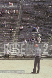 ( GRECIA  ) EPIDAURO : IL TEATRO  - © 1990 Graziano Arici/Rosebud2 / GEO / PELOPPONESO / ARGOLIDE TURISMO