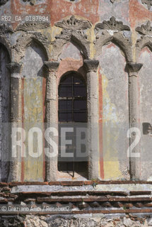 ( GRECIA  ) MYSTRA : MONASTERI BIZANTINI  - © 1990 Graziano Arici/Rosebud2 / GEO / PELOPPONESO / LACONIA FINESTRA