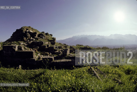 ( GRECIA  ) SPARTA : MENELAION - © 1990 Graziano Arici/Rosebud2 / GEO / PELOPPONESO / LACONIA / SEPOLCRO DI MENELAO ED ELENA